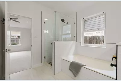 8104 Doe Meadow Drive, Austin, TX 78749 - Photo 28