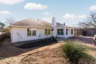 8104 Doe Meadow Dr, Austin, TX 78749 - Photo 6