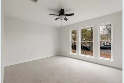 8104 Doe Meadow Drive, Austin, TX 78749 - Photo 32