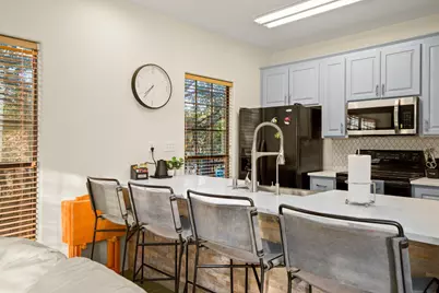 1352 Lake Shore Drive, Spicewood, TX 78669 - Photo 8