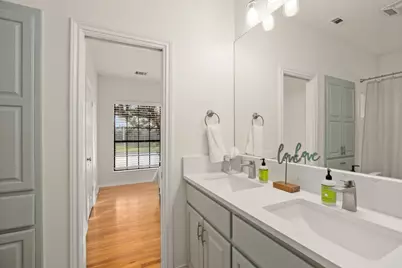 1352 Lake Shore Drive, Spicewood, TX 78669 - Photo 10