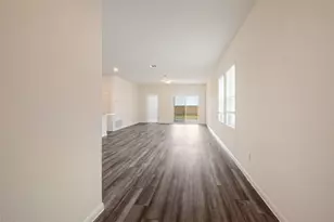 391 Wren Ln, Kyle, TX 78640 - Photo 4