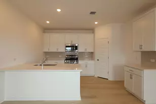 587 Bishop Wood Rd, Dripping Springs, TX 78620 - Photo 4
