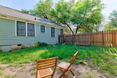 809 E 44th Street, Austin, TX 78751 - Photo 36