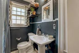 809 E 44th St, Austin, TX 78751 - Photo 26