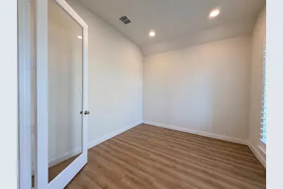 326 Kays Path, Georgetown, TX 78628 - Photo 14