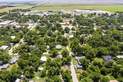 308 Alva Street, Thrall, TX 76578 - Photo 32