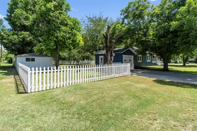 308 Alva Street, Thrall, TX 76578 - Photo 2