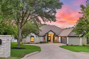 25 Stillmeadow Dr, The Hills, TX 78738 - Photo 1