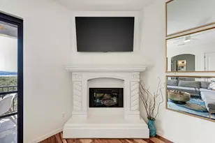 13803 Lakeview Dr, Austin, TX 78732 - Photo 24
