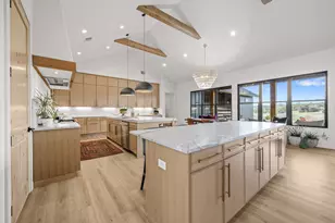 107 W Lakeshore Dr, Dripping Springs, TX 78620 - Photo 6