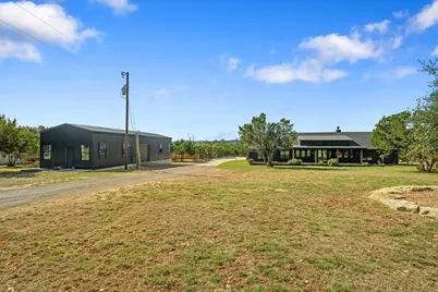107 W Lakeshore Drive, Dripping Springs, TX 78620 - Photo 34