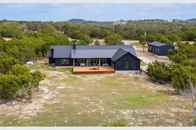 107 W Lakeshore Drive, Dripping Springs, TX 78620 - Photo 28