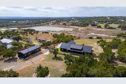 107 W Lakeshore Drive, Dripping Springs, TX 78620 - Photo 36