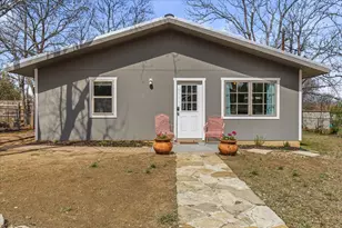 503 E Bluebonnet Ln, Johnson City, TX 78636 - Photo 18