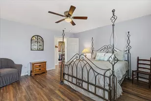 503 E Bluebonnet Ln, Johnson City, TX 78636 - Photo 10