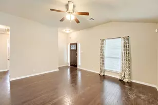 865 Heritage Springs Trail, Round Rock, TX 78664 - Photo 4