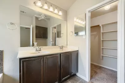 865 Heritage Springs Trail, Round Rock, TX 78664 - Photo 16