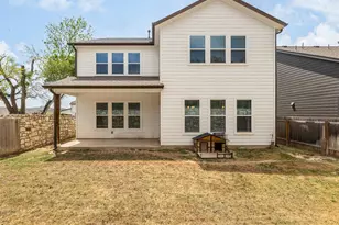 245 Brooks Ranch Dr, Kyle, TX 78640 - Photo 16