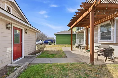 258 Hogan, Kyle, TX 78640 - Photo 6