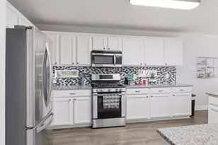 258 Hogan, Kyle, TX 78640 - Photo 14