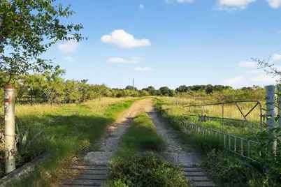 950 Ater Ranch Estate, Bertram, TX 78605 - Photo 2