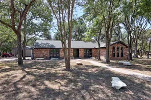 205 Bello Cir, Georgetown, TX 78628 - Photo 36