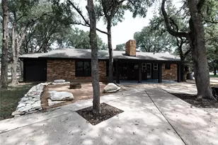 205 Bello Cir, Georgetown, TX 78628 - Photo 36