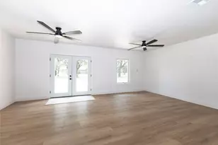 205 Bello Cir, Georgetown, TX 78628 - Photo 12