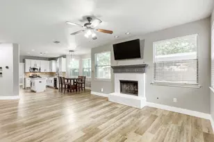 410 Thunderbay Dr, Georgetown, TX 78626 - Photo 12