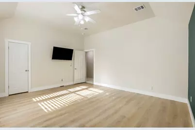 410 Thunderbay Drive, Georgetown, TX 78626 - Photo 22