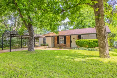 3206 Goodwin Avenue, Austin, TX 78702 - Photo 2