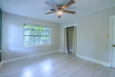 3206 Goodwin Avenue, Austin, TX 78702 - Photo 8