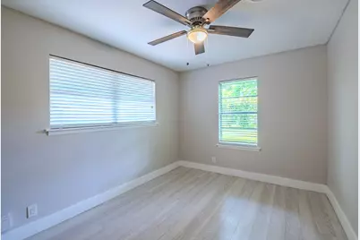 3206 Goodwin Avenue, Austin, TX 78702 - Photo 10