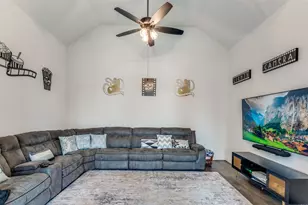 22306 Cape Travis Bnd, Lago Vista, TX 78645 - Photo 12