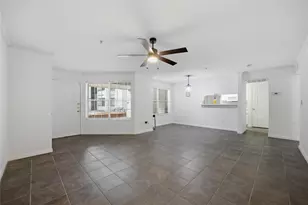 501 W 26th St, Austin, TX 78705 - Photo 4