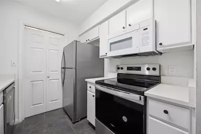 501 W 26th Street #108, Austin, TX 78705 - Photo 18