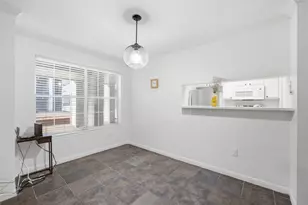 501 W 26th St, Austin, TX 78705 - Photo 12