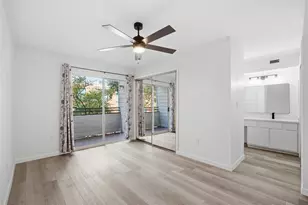 501 W 26th St, Austin, TX 78705 - Photo 2