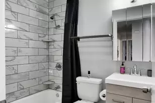 1205 Arthur Stiles St, Austin, TX 78721 - Photo 18