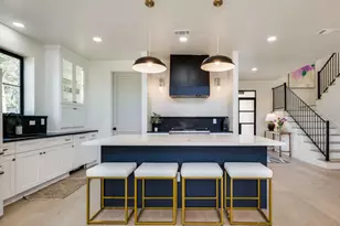 614 Pecan Creek Dr, Horseshoe Bay, TX 78657 - Photo 8