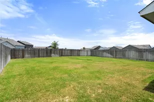 17813 Willacy Cv, Elgin, TX 78621 - Photo 40