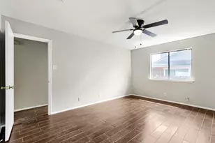 13113 Billiem Dr, Austin, TX 78727 - Photo 14