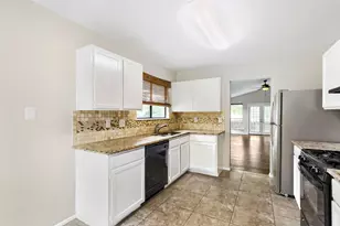 13113 Billiem Dr, Austin, TX 78727 - Photo 10