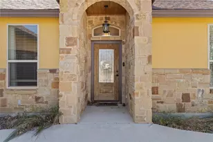 110 Chaumont St, Kingsland, TX 78639 - Photo 2
