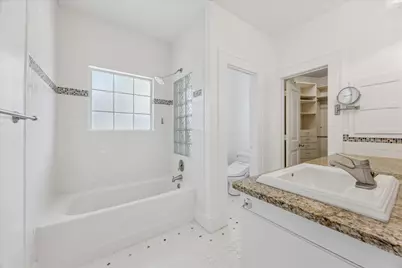 3300 Harris Park Avenue, Austin, TX 78705 - Photo 10