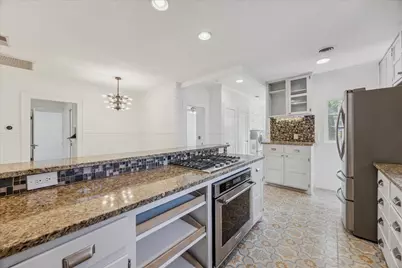 3300 Harris Park Avenue, Austin, TX 78705 - Photo 8
