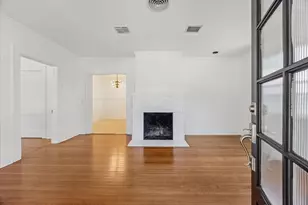 3300 Harris Park Ave, Austin, TX 78705 - Photo 2