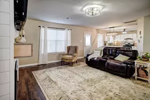 104 Trapper Trail, Bastrop, TX 78602 - Photo 8