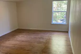 823 Monterrey St, Lockhart, TX 78644 - Photo 12